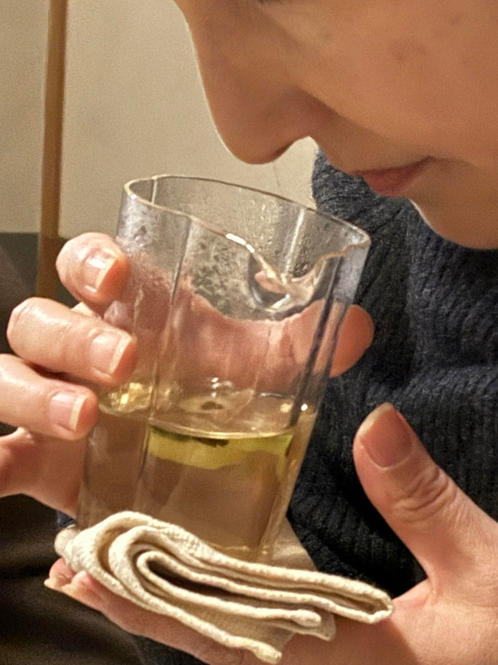 ９月２６日土曜日　1限　中国茶六大茶と自然茶研究について　茶人堀口一子先生と学ぶ講座    白茶の授業