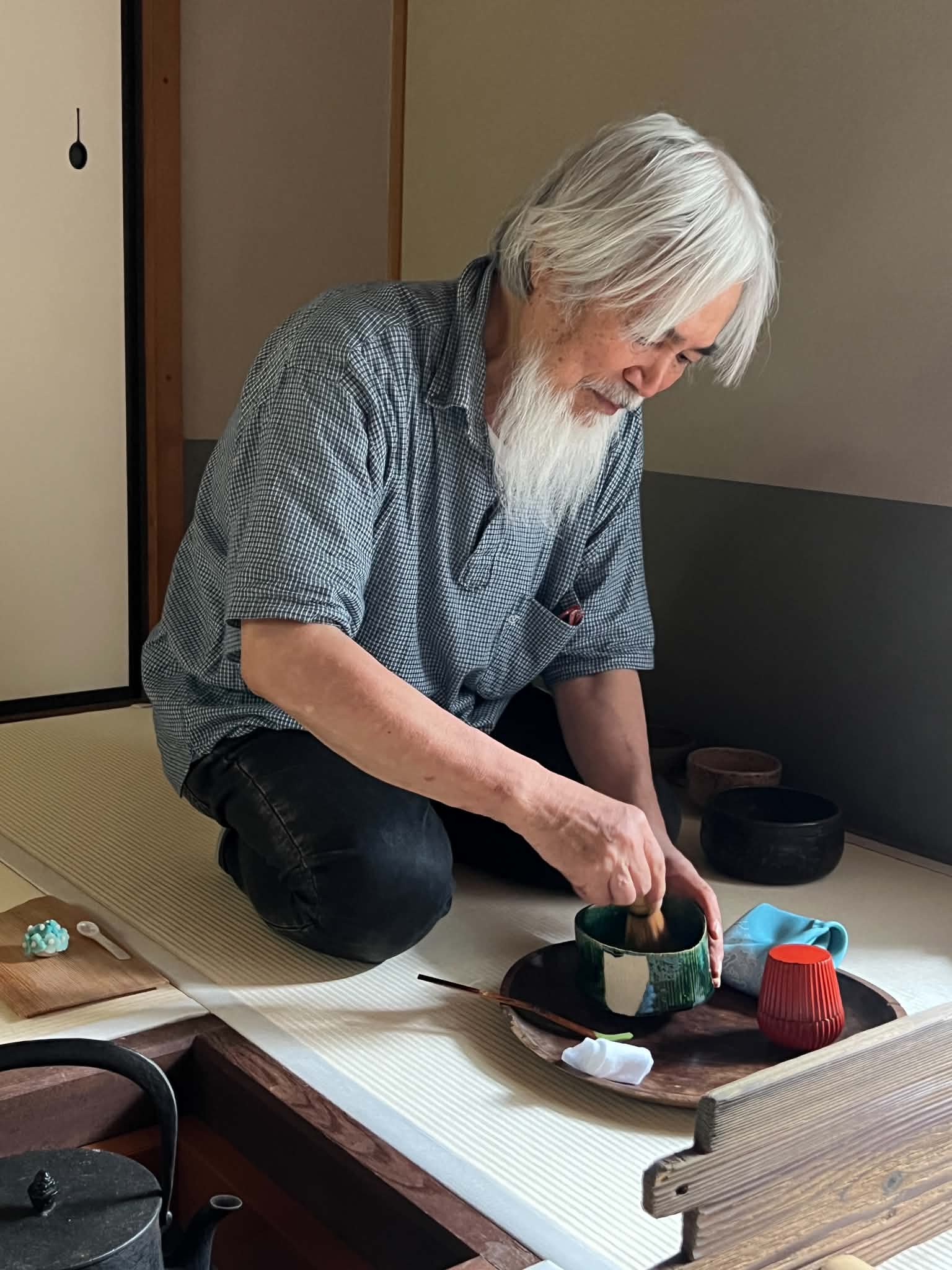 ９月２７日日曜曜日　1限2限茶杓を作る授業「選び抜かれた竹から茶杓とその筒を作り、銘をつけてみよう」茶杓師の海田曲港先生