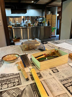 ９月２７日日曜曜日　1限2限茶杓を作る授業「選び抜かれた竹から茶杓とその筒を作り、銘をつけてみよう」茶杓師の海田曲港先生